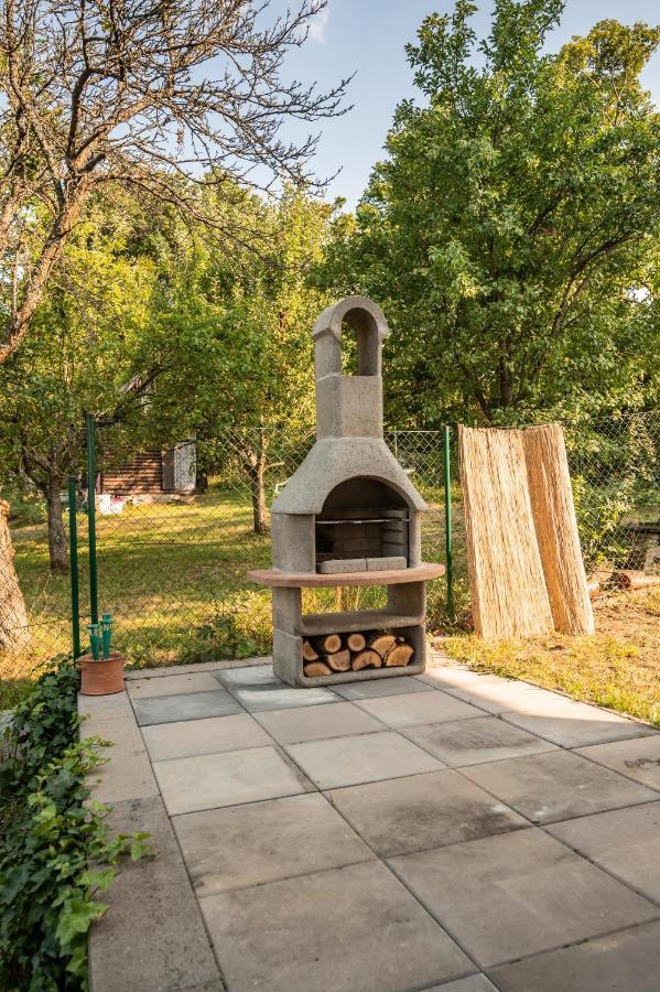 Chata Nad Lazenskym Udolim Luhačovice Buitenkant foto