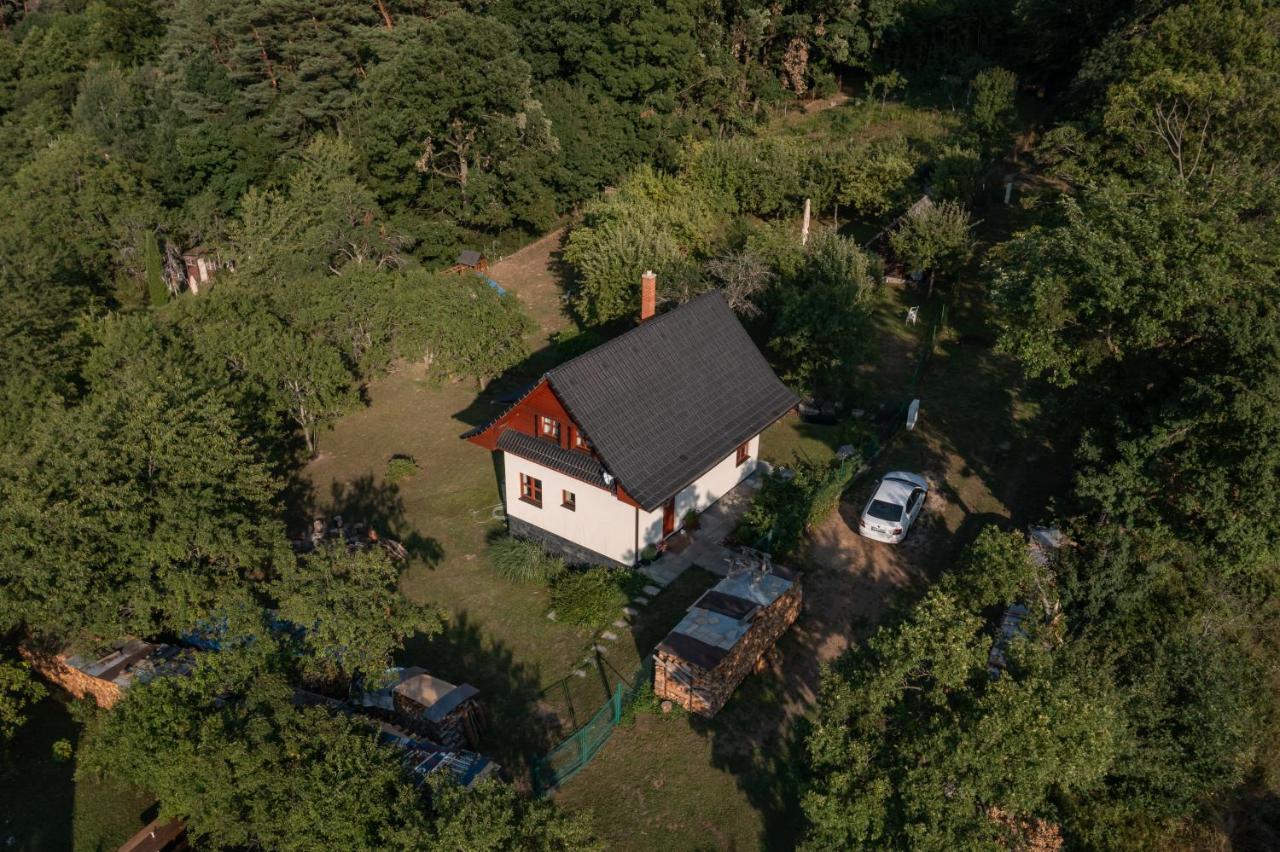 Chata Nad Lazenskym Udolim Luhačovice Buitenkant foto